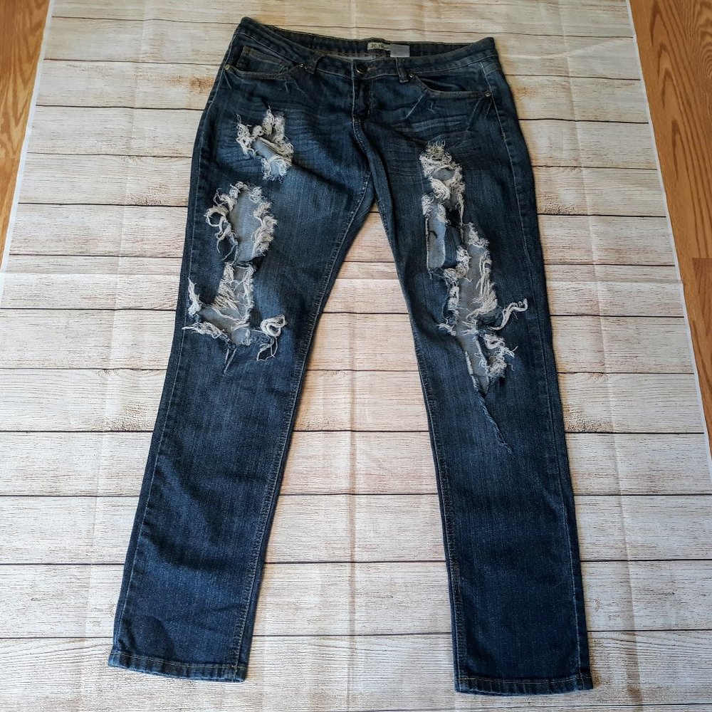 JC JQ FACTORY DESTROYED STRAIGHT LEG JEANS